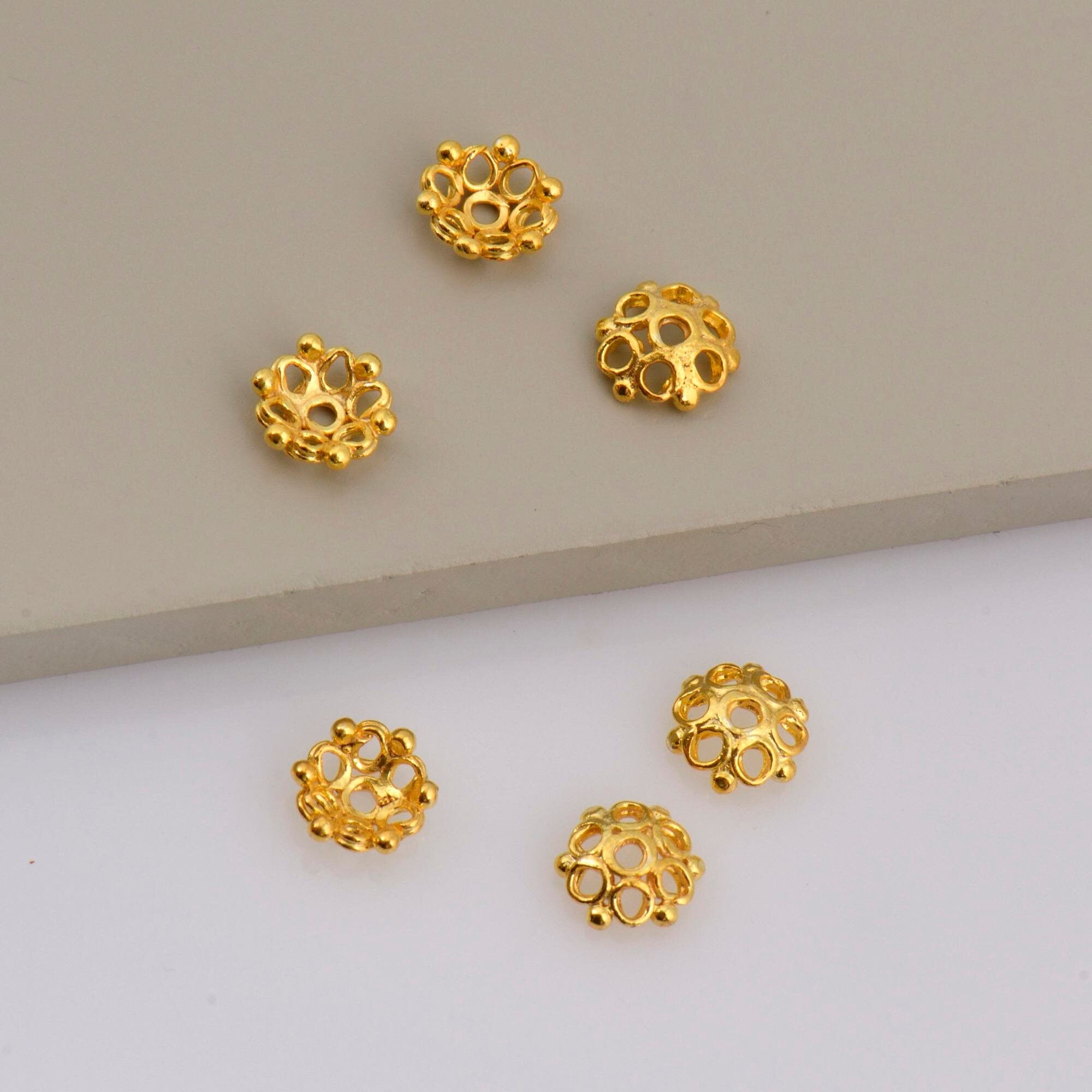 24K Gold Vermeil 8-9mm Flower Bead Caps, Gold Plated Bead Caps, 925 Solid Silver Bead Caps in Gold, Spacer Bead Caps, Jewelry Making, VM6A-B