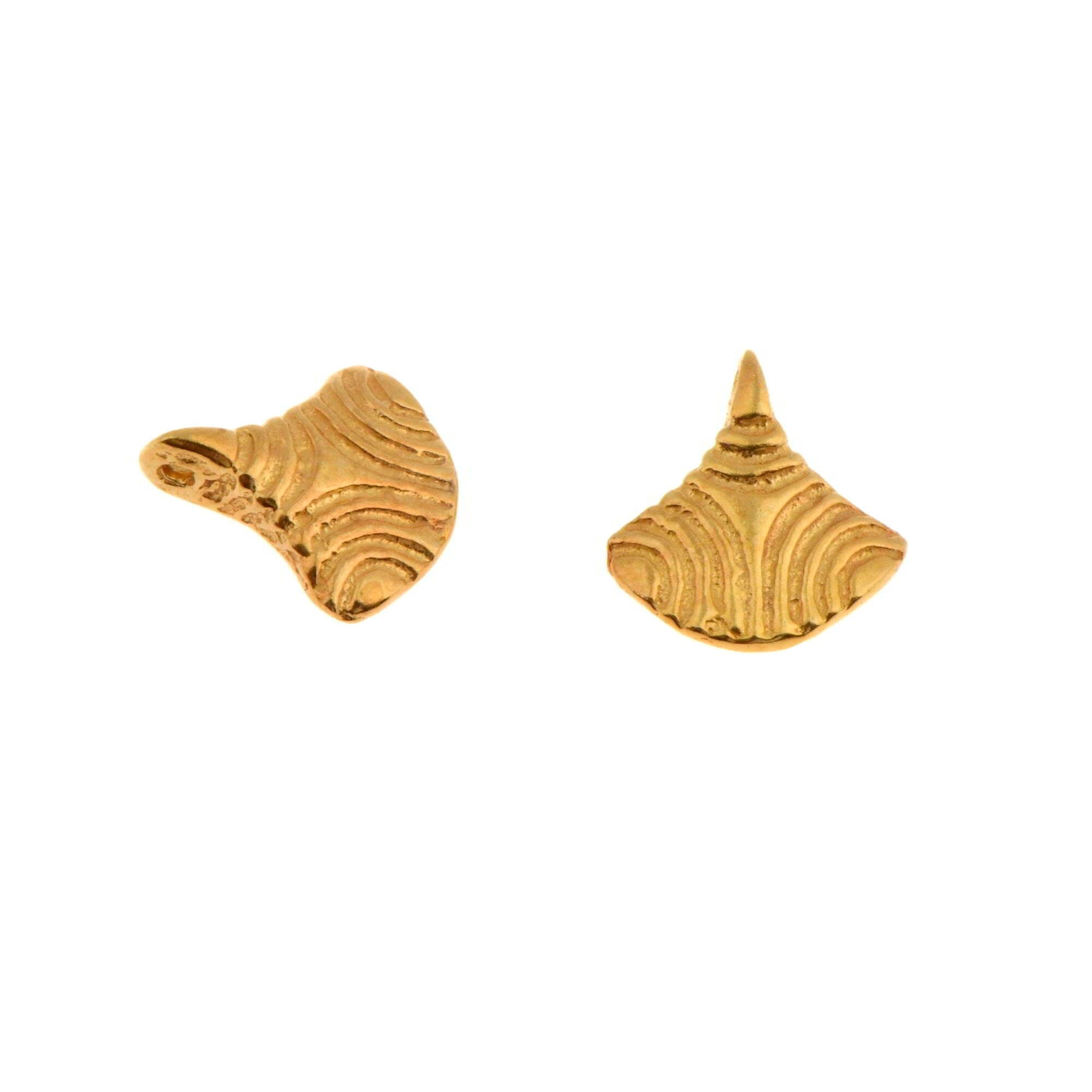 24K Gold Vermeil Sea Shell Dangle Charm, 925 Sterling Silver Dangle Charm, Earrings Dangle Charm, Jewelry Findings, S23V