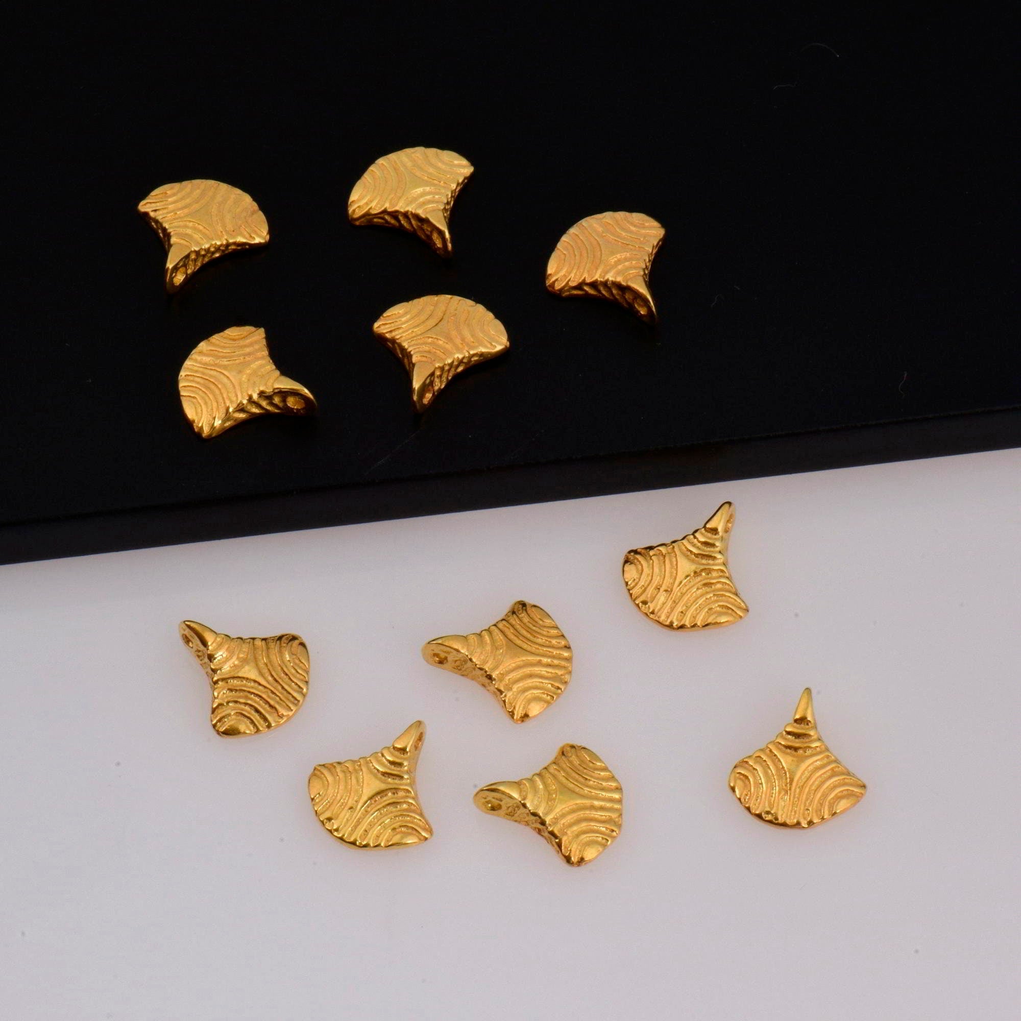 24K Gold Vermeil Sea Shell Dangle Charm, 925 Sterling Silver Dangle Charm, Earrings Dangle Charm, Jewelry Findings, S23V