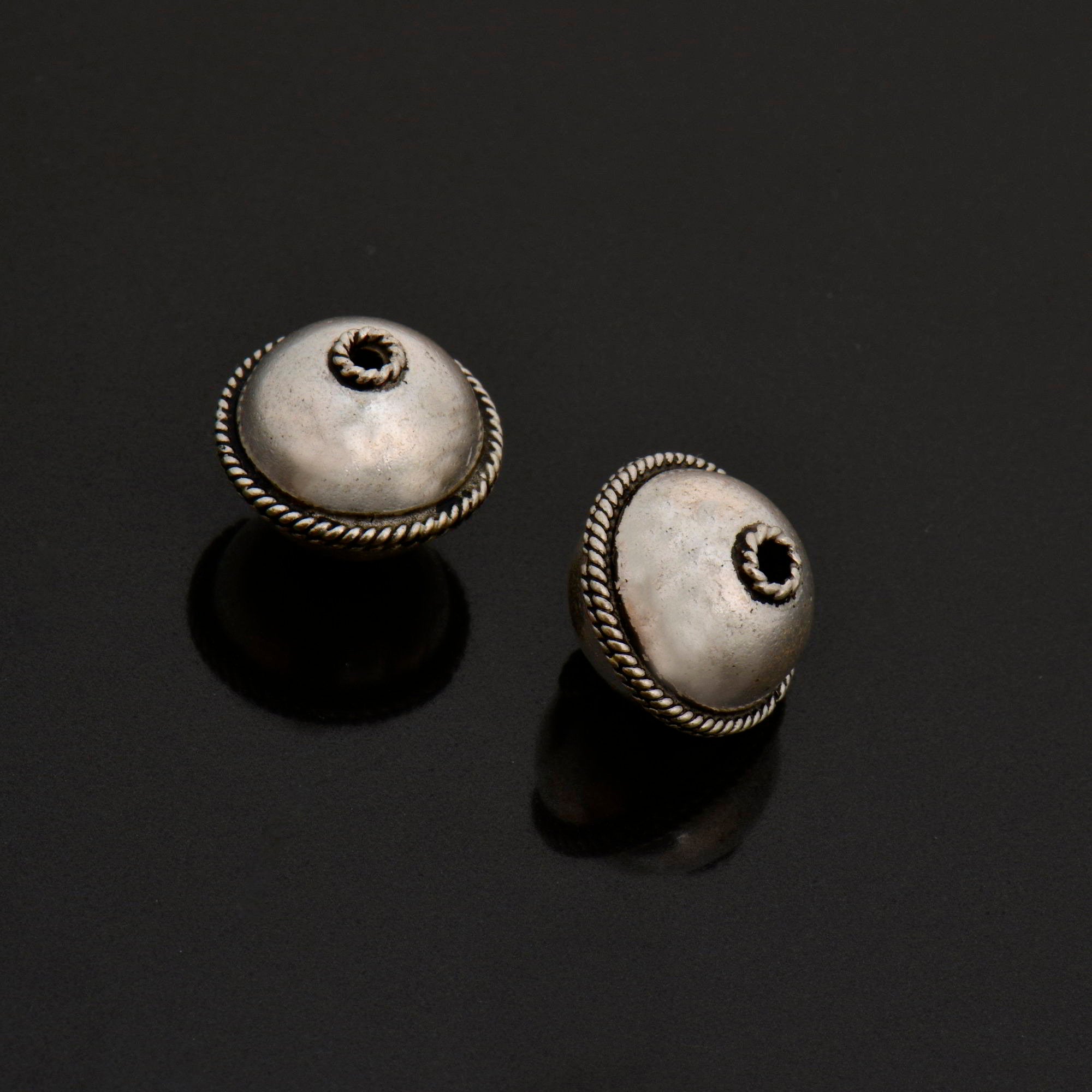 925 Sterling Silver Flying Saucer Beads, Handmade Silver Beads, Solid Silver Beads, Spacer Beads, Handmade Beads, Jewelry Supply, M118C