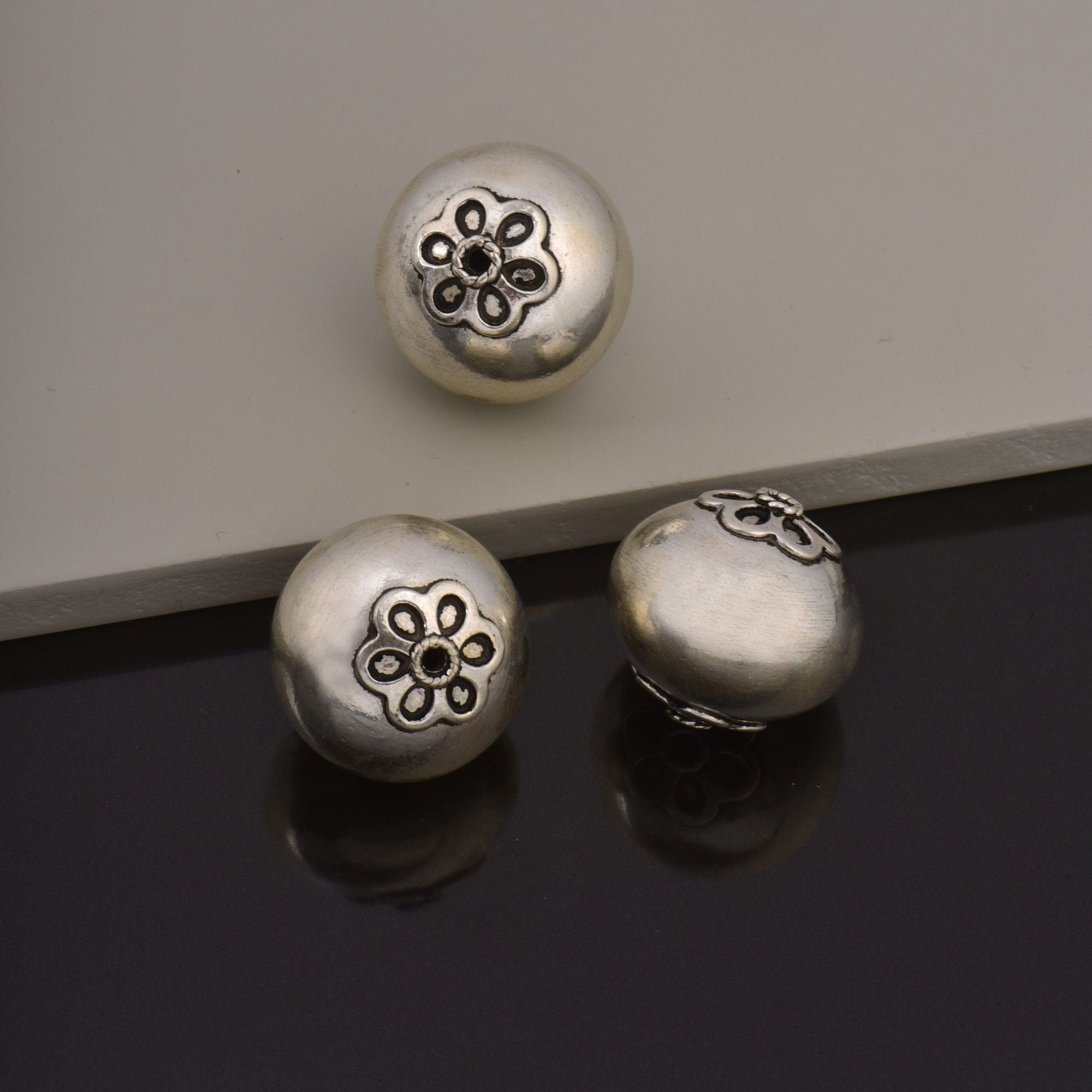 925 Sterling Silver Large Sized Capped Seamless Beads, Handmade Silver Beads, Solid Silver Beads, Jewelry Supply, M108C