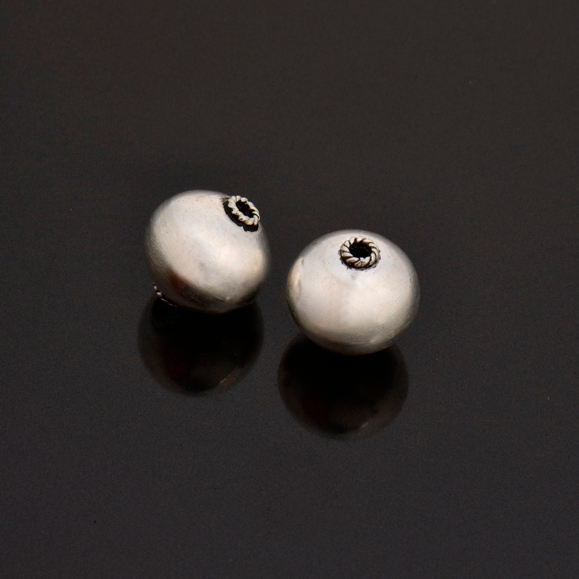 925 Sterling Silver Round Beads, Handmade Silver Beads, Solid Silver Beads, Spacer Beads, Handmade Beads, Jewelry Supply, M119C