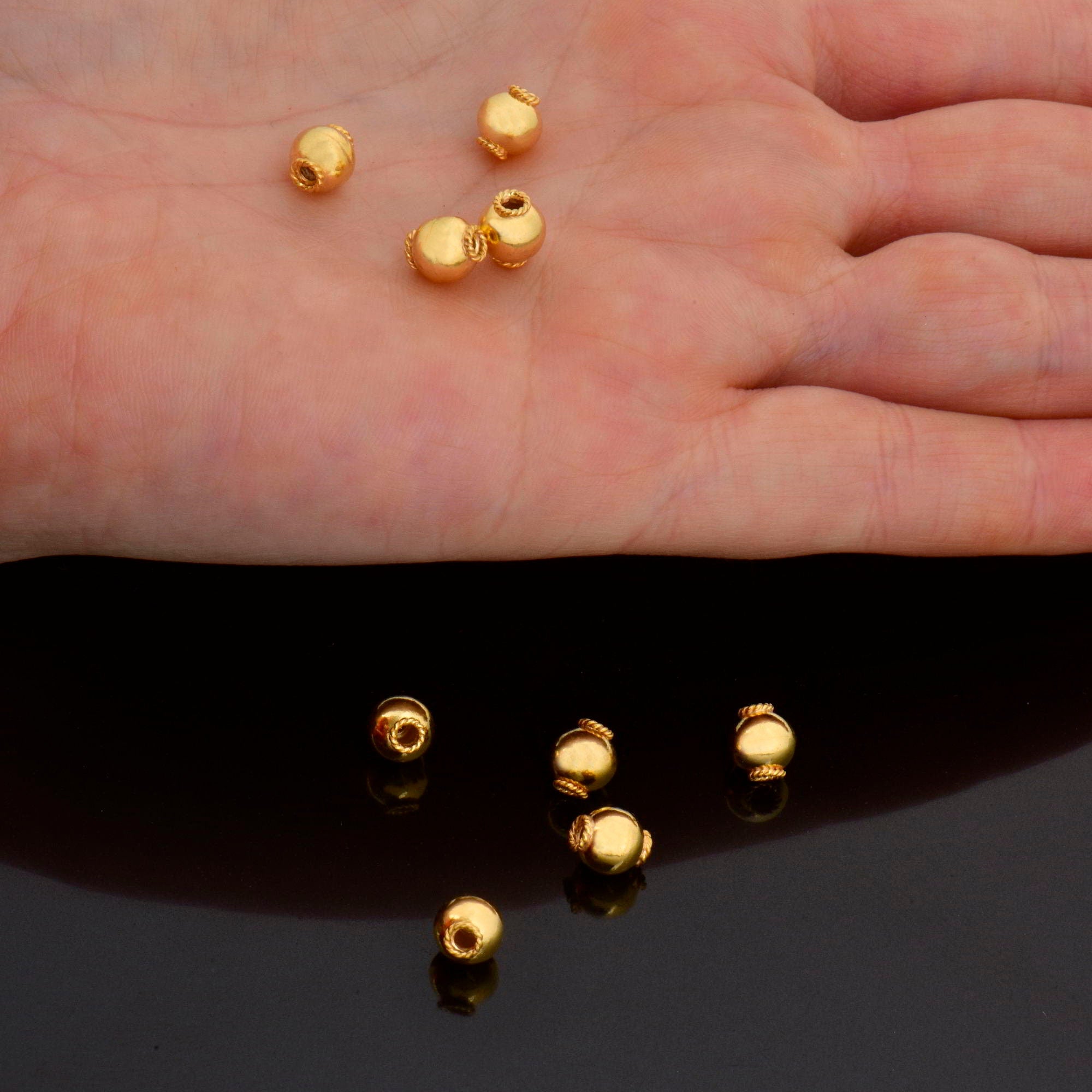 24K Gold Vermeil Round Beads, Handmade Silver Beads in 24K Gold, 925 Solid Silver Beads, Handmade Beads, Jewelry Supply, VM119A