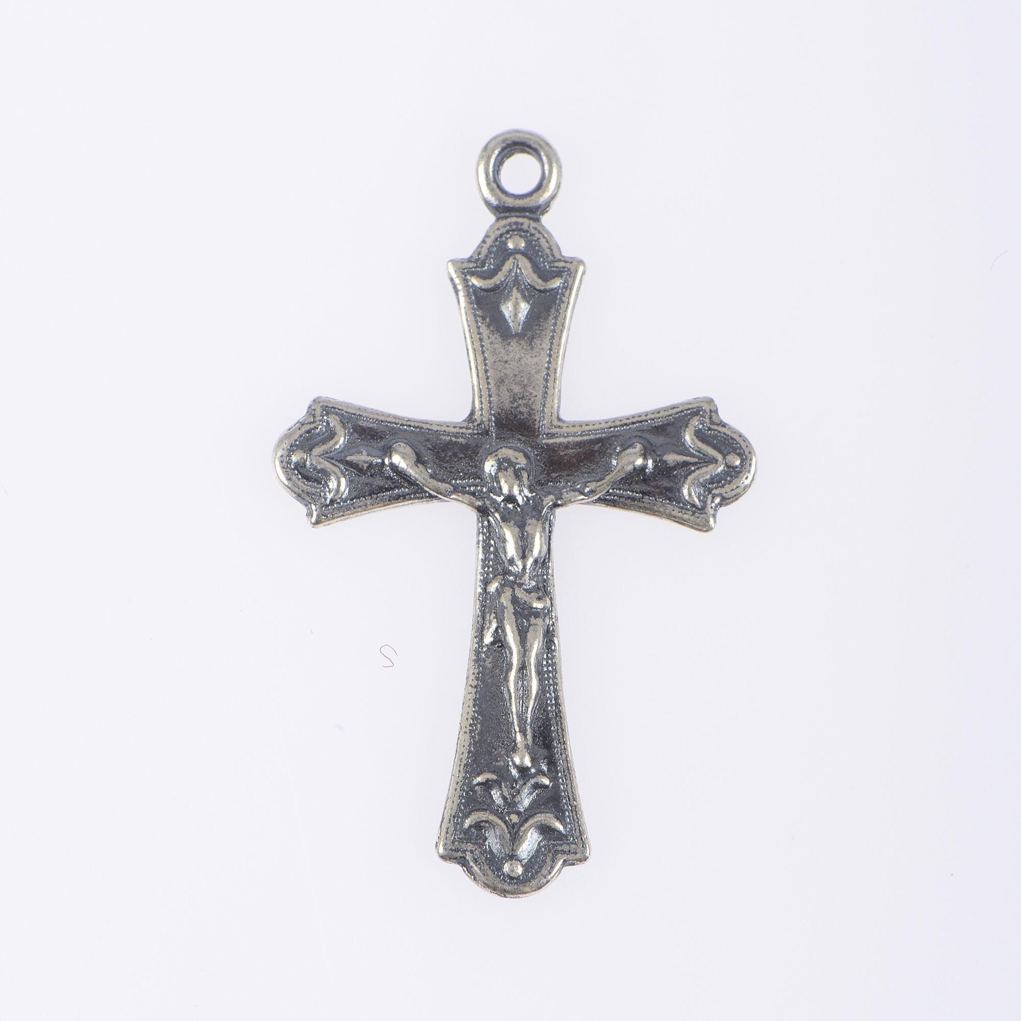 925 Sterling Silver & 24K Gold Vermeil Cross Pendant , Crucifix with Fleur de Lys, Jewelry Supply, R44-RV44