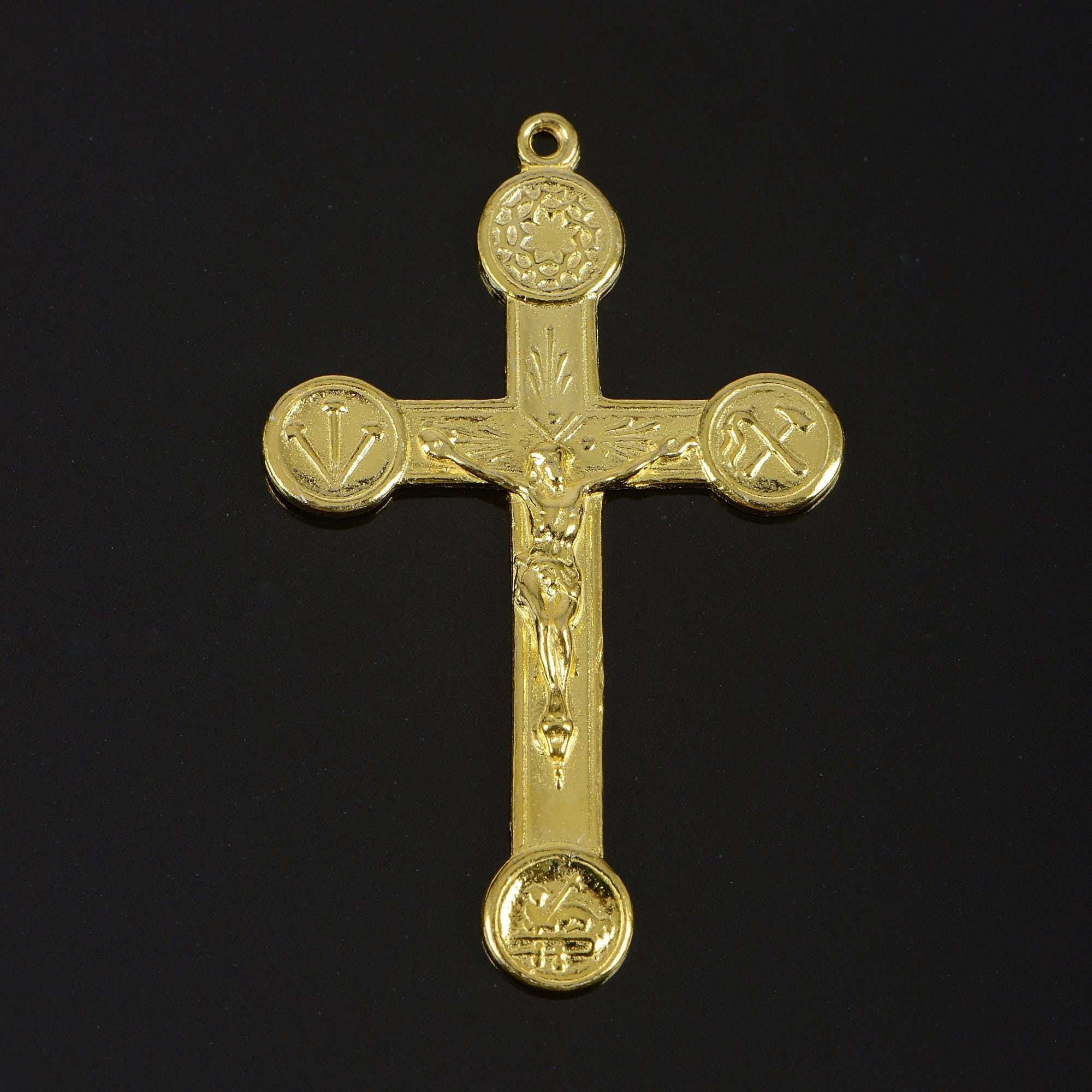 925 Sterling Silver & 24K Gold Vermeil Cross Pendant, Crucifix with Agnus Dei and Instruments of Torture, Jewelry Supply, R102-RV102