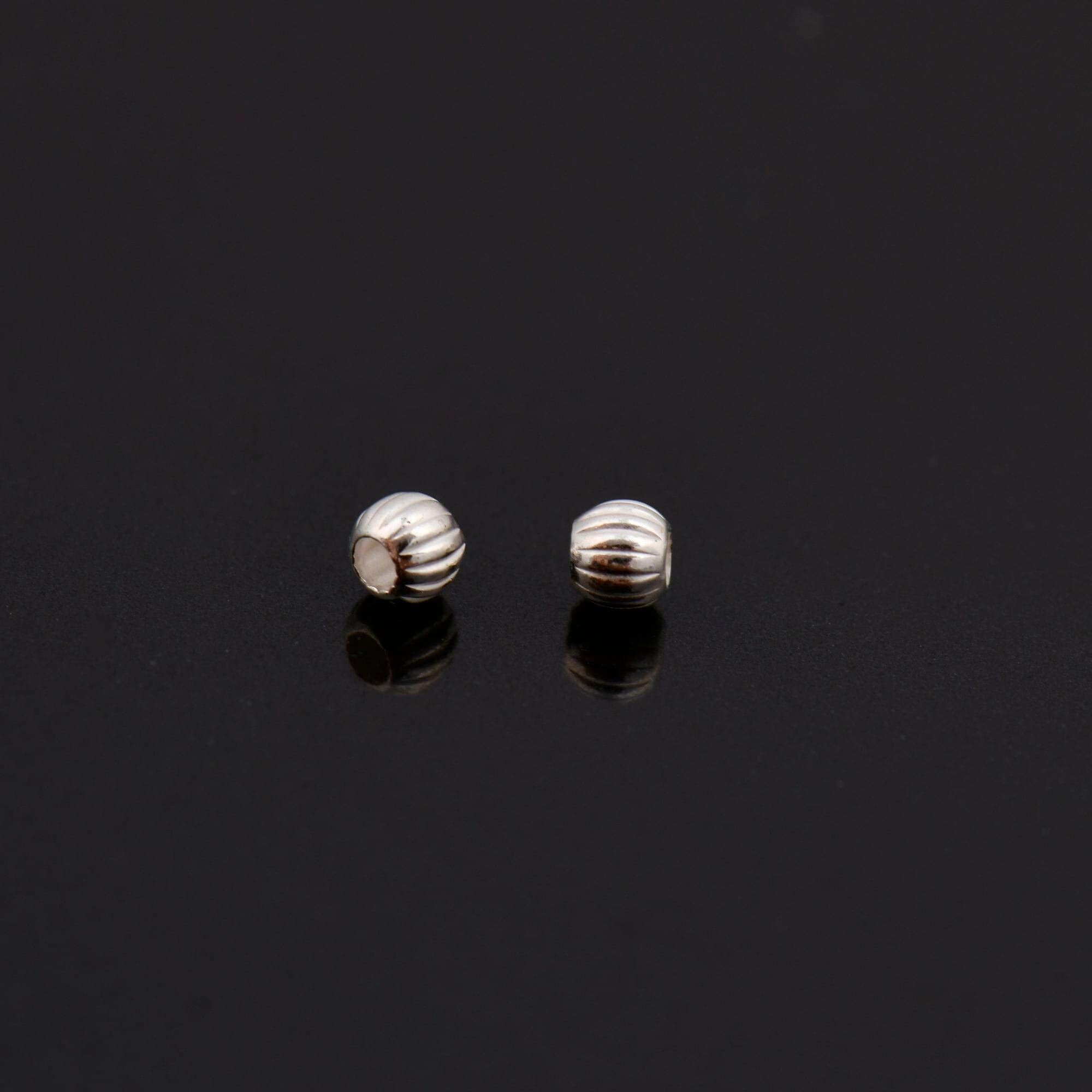 Silver Corrugated Seamless Round Beads